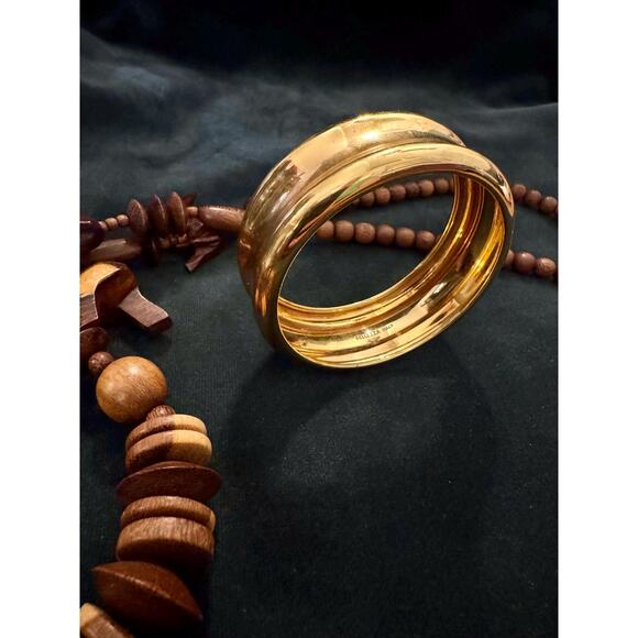 Vintage Bellezza Italy Gold Tone Wide Concave Bangle Bracelet Sculptural 1970s